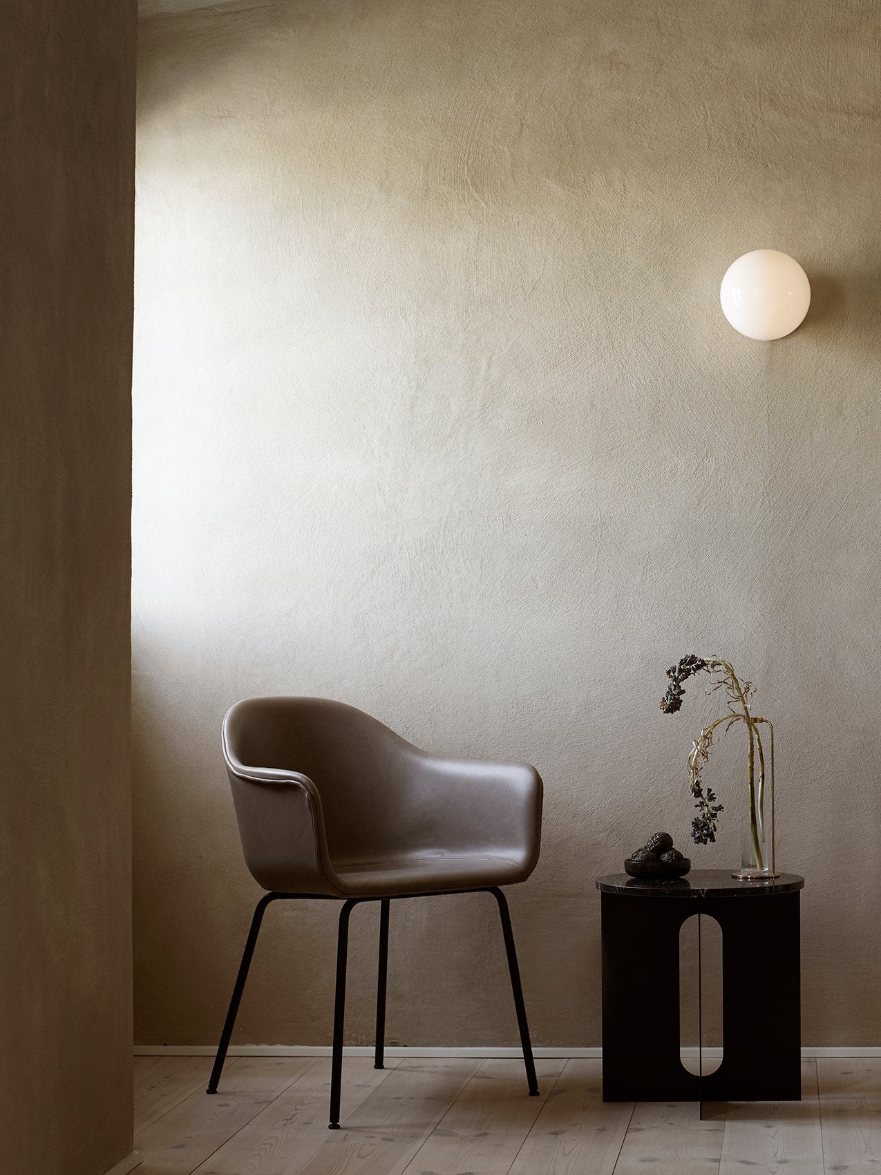TR Lamp - Ceiling/Wall