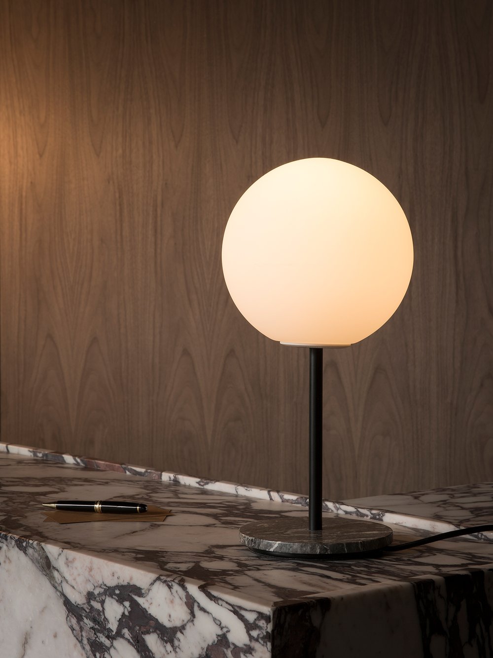 TR Table Lamp